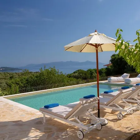 빌라 Serene Meganisi - Seaview & Exclusive Pool *